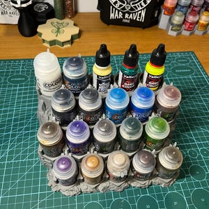 Stojak na farby widok 2